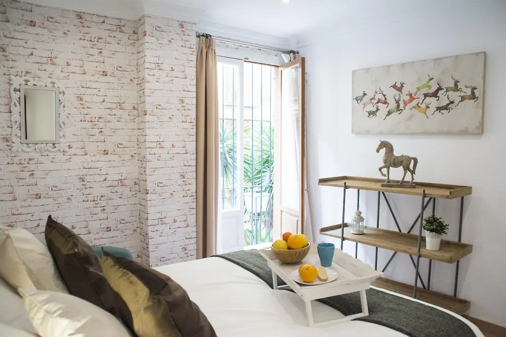 Apartamentos Sevilla Palace 0*,