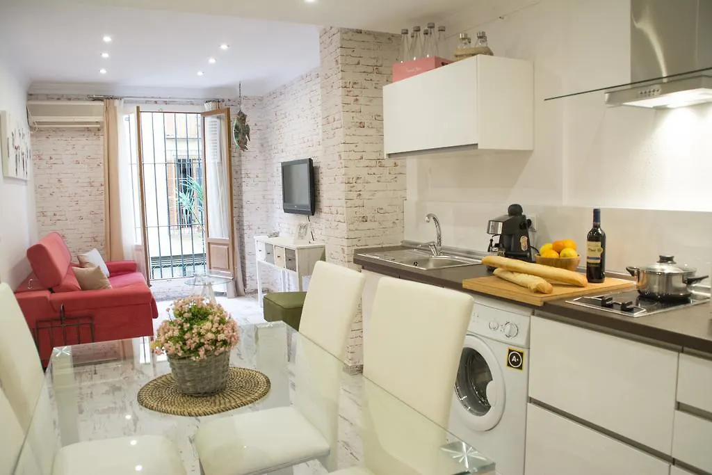 Apartamentos Sevilla Palace 0*,  İspanya